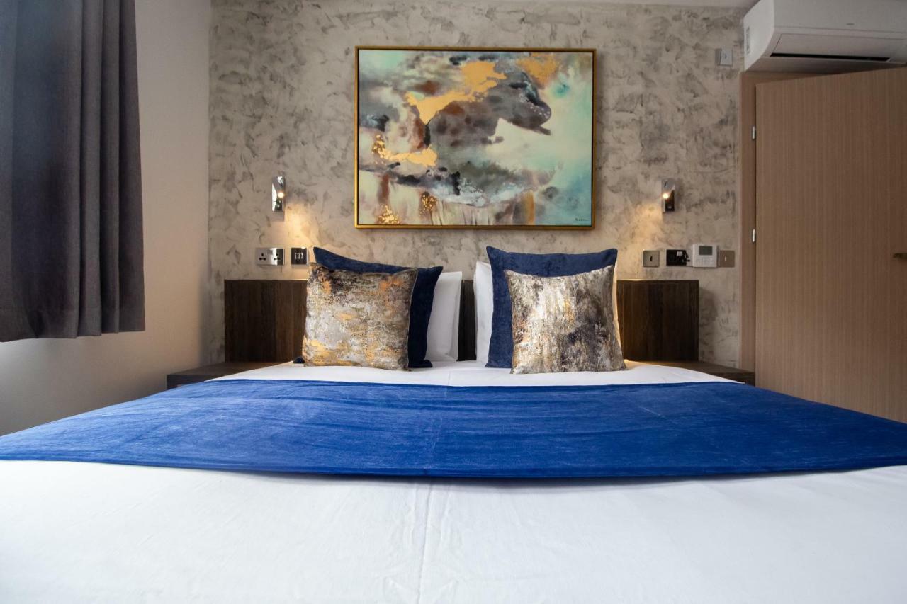 Signature Suites Peterborough Bagian luar foto